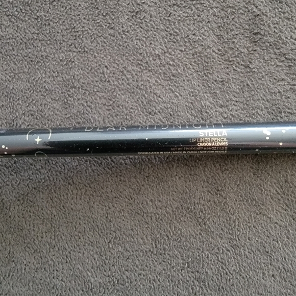 Dear Midnight Atelier Lip liner in Stella - Picture 4 of 5